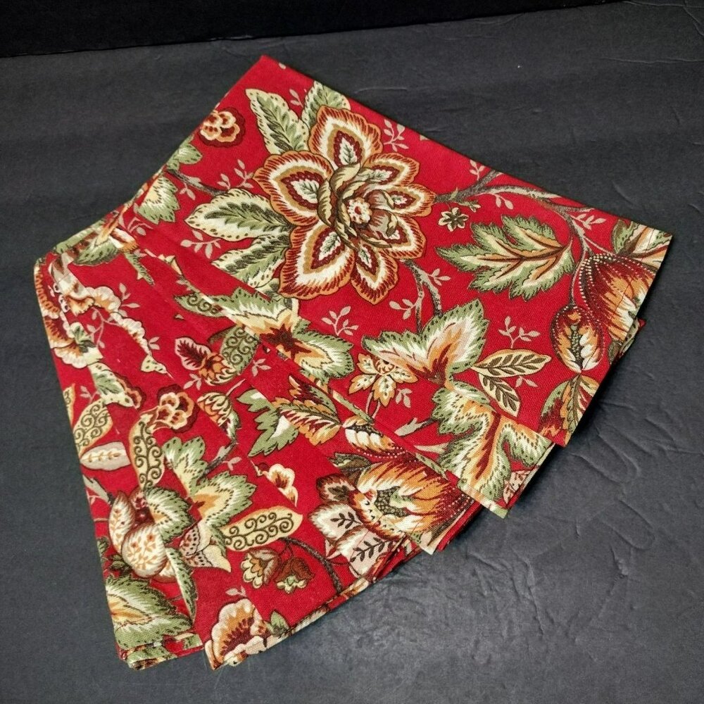 Dwell Studio Red Floral Cotton Napkins, Set of 6 + 1, 19" Like New